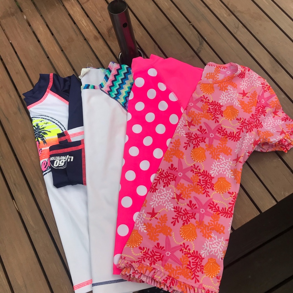 (4)Girls rash guard bundle